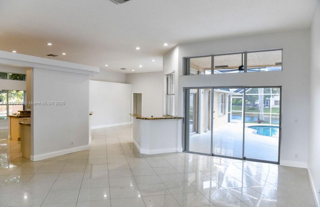 For Rent: $5,900 (4 beds, 2 baths, 2344 Square Feet)