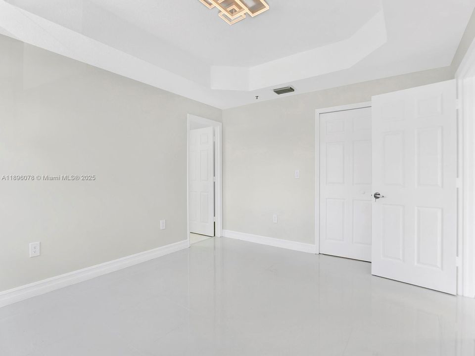 For Rent: $2,900 (3 beds, 2 baths, 1271 Square Feet)