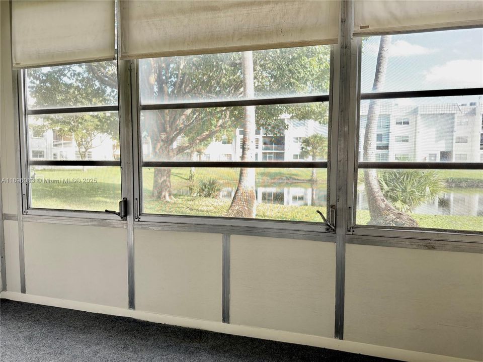 待售: $118,000 (2 贝兹, 2 浴室, 850 平方英尺)