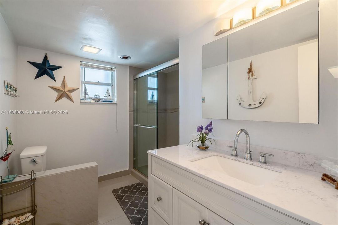 出租: $2,900 (2 贝兹, 2 浴室, 1100 平方英尺)