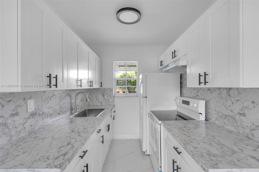 En Venta: $225,000 (2 camas, 1 baños, 0 Pies cuadrados)