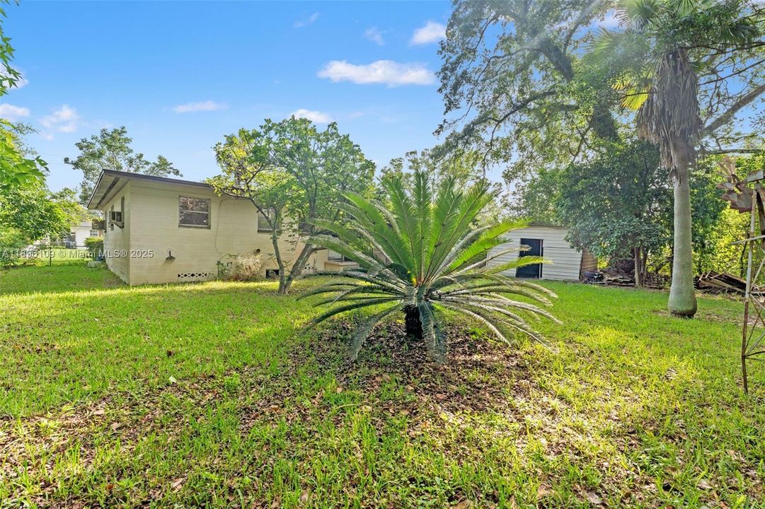 最近售出: $129,900 (3 贝兹, 2 浴室, 1308 平方英尺)