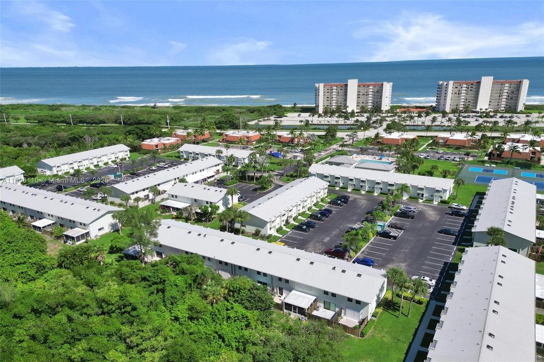 待售: $298,888 (2 贝兹, 2 浴室, 1270 平方英尺)