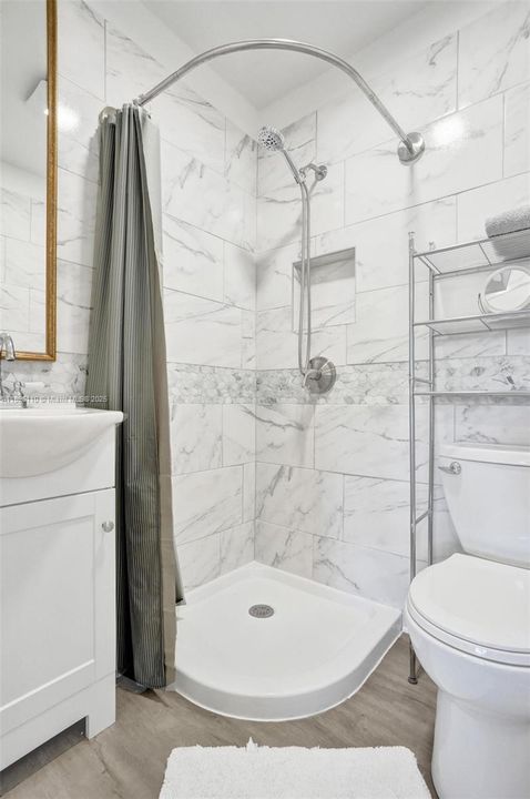 待售: $298,888 (2 贝兹, 2 浴室, 1270 平方英尺)