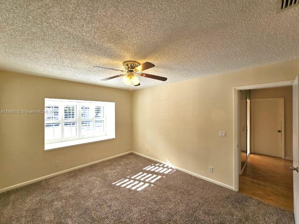 Recently Rented: $2,300 (2 beds, 2 baths, 1331 Square Feet)