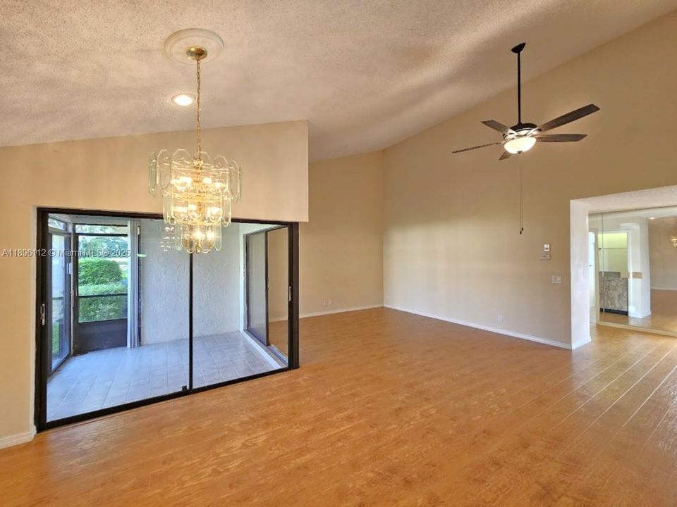 Recently Rented: $2,300 (2 beds, 2 baths, 1331 Square Feet)