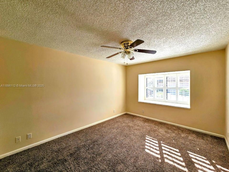 Recently Rented: $2,300 (2 beds, 2 baths, 1331 Square Feet)