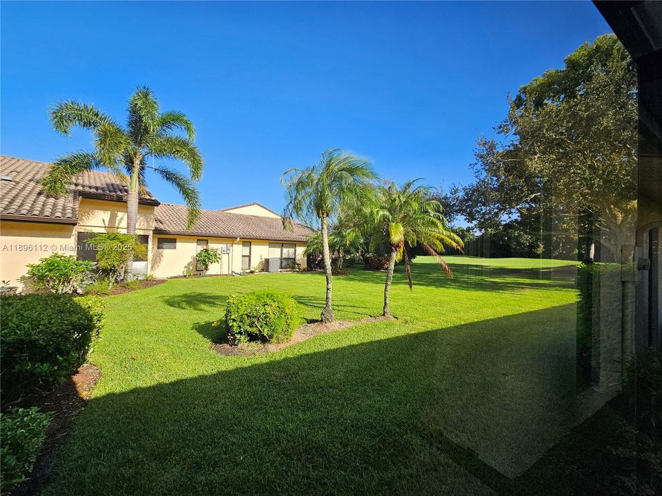 Recently Rented: $2,300 (2 beds, 2 baths, 1331 Square Feet)