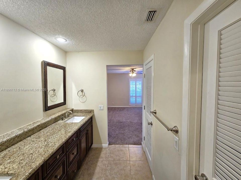 Recently Rented: $2,300 (2 beds, 2 baths, 1331 Square Feet)