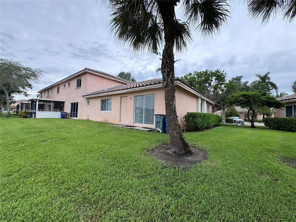 В аренду: $2,950 (3 спален, 2 ванн, 1204 Квадратных фут)