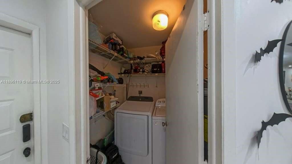 На продажу: $375,000 (3 спален, 2 ванн, 1472 Квадратных фут)