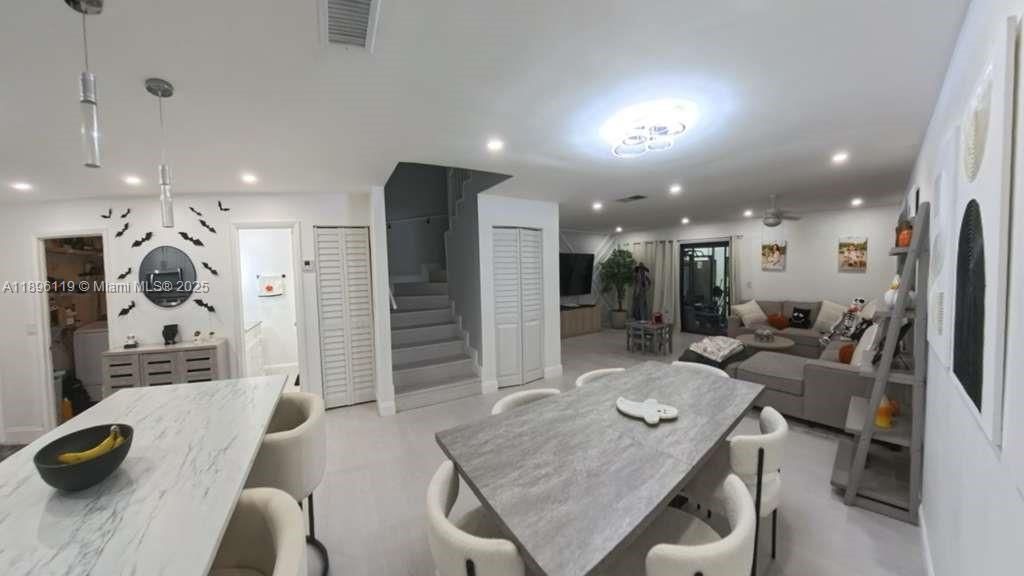 На продажу: $375,000 (3 спален, 2 ванн, 1472 Квадратных фут)