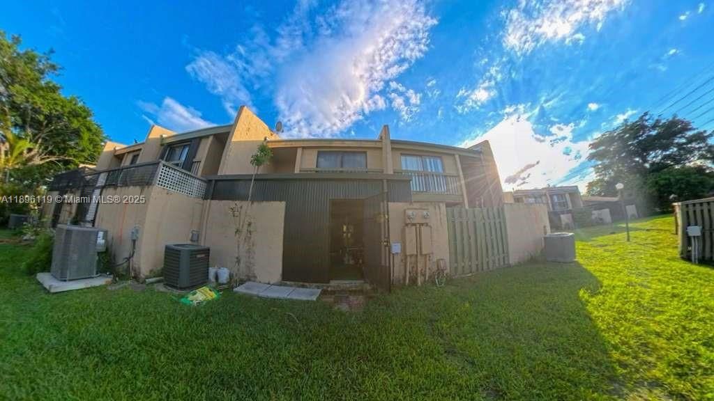 На продажу: $375,000 (3 спален, 2 ванн, 1472 Квадратных фут)