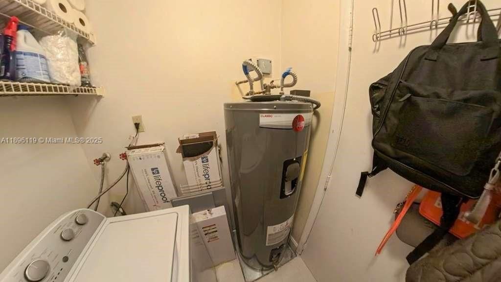 На продажу: $375,000 (3 спален, 2 ванн, 1472 Квадратных фут)