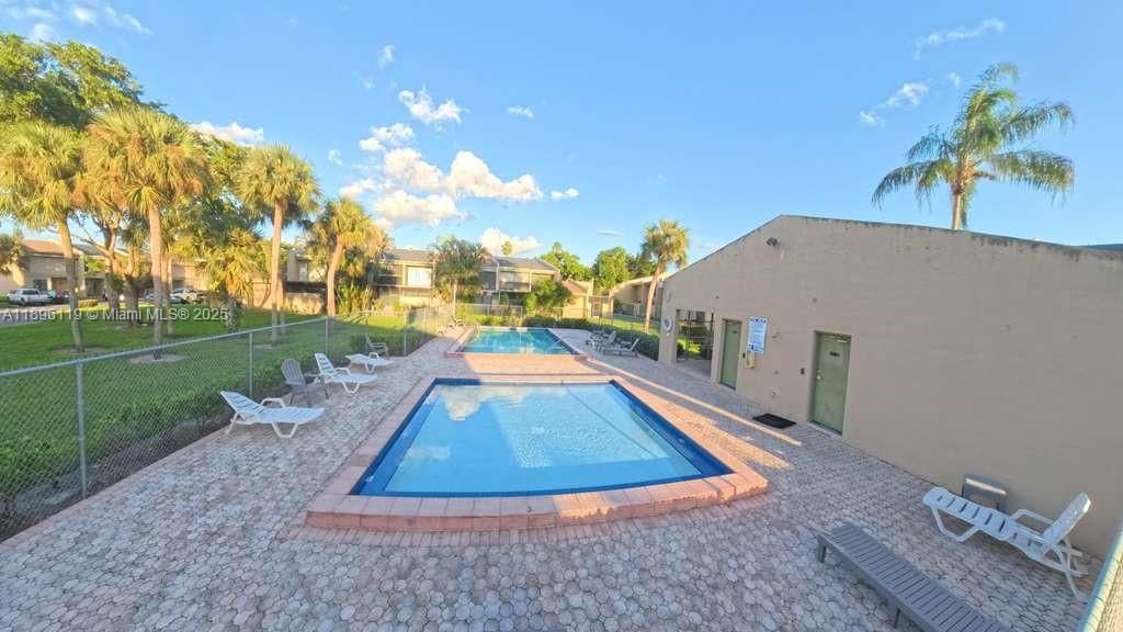 На продажу: $375,000 (3 спален, 2 ванн, 1472 Квадратных фут)