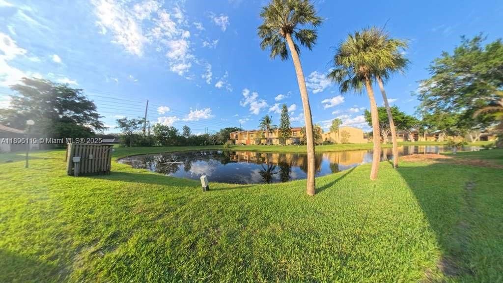 На продажу: $375,000 (3 спален, 2 ванн, 1472 Квадратных фут)