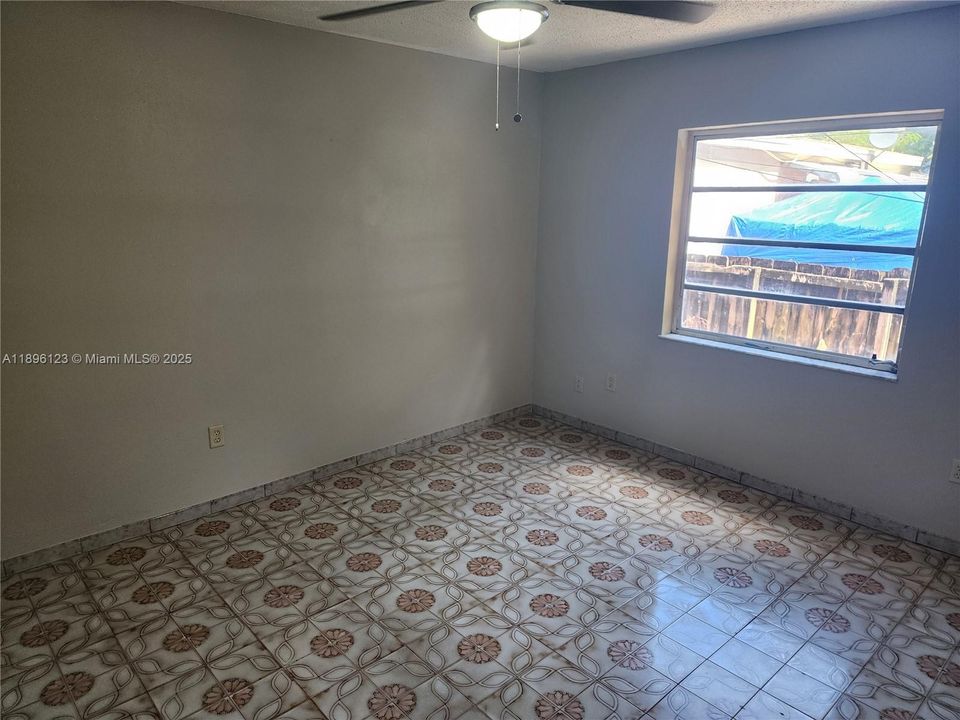 Bedroom 1 - 1st Floor