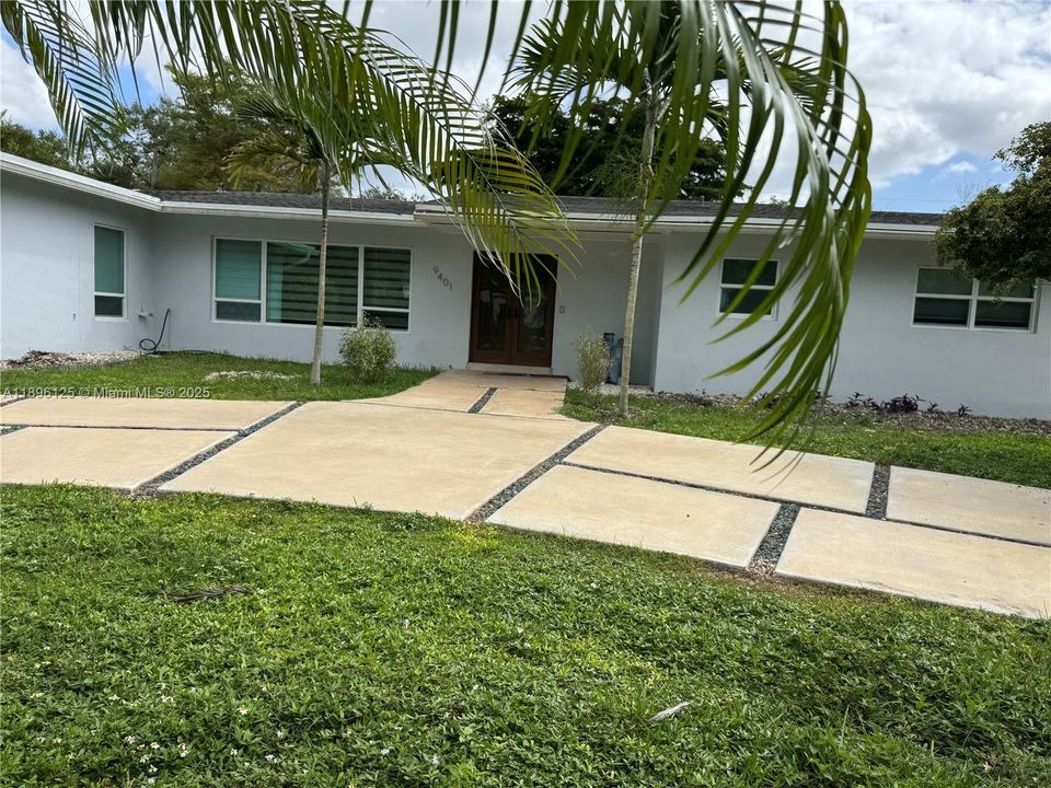 Recently Rented: $8,900 (4 beds, 3 baths, 2508 Square Feet)