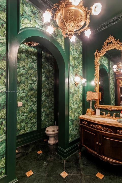 В аренду: $71,200 (6 спален, 6 ванн, 7647 Квадратных фут)