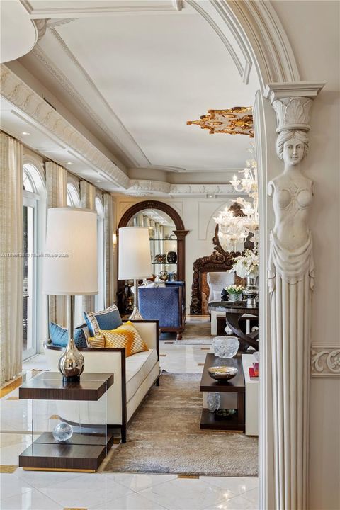 В аренду: $71,200 (6 спален, 6 ванн, 7647 Квадратных фут)