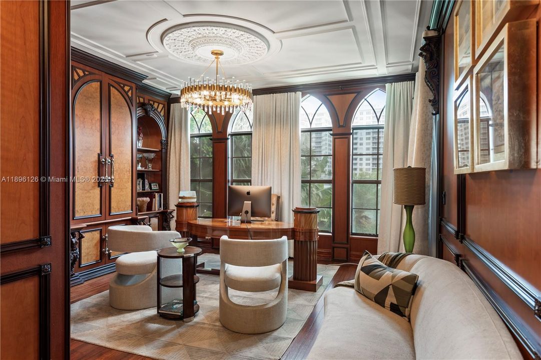 В аренду: $71,200 (6 спален, 6 ванн, 7647 Квадратных фут)