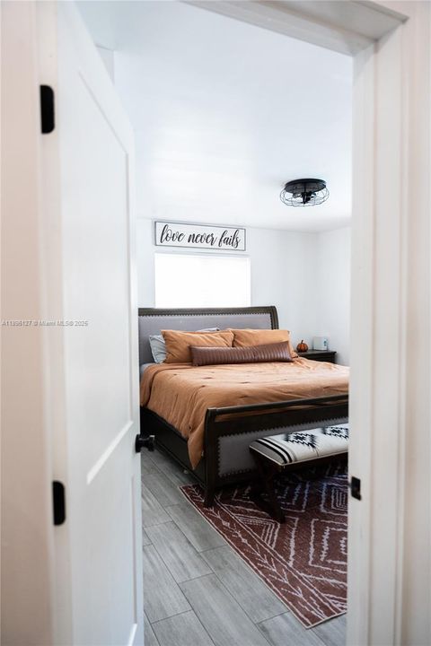 Vendido Recientemente: $770,000 (4 camas, 2 baños, 1646 Pies cuadrados)