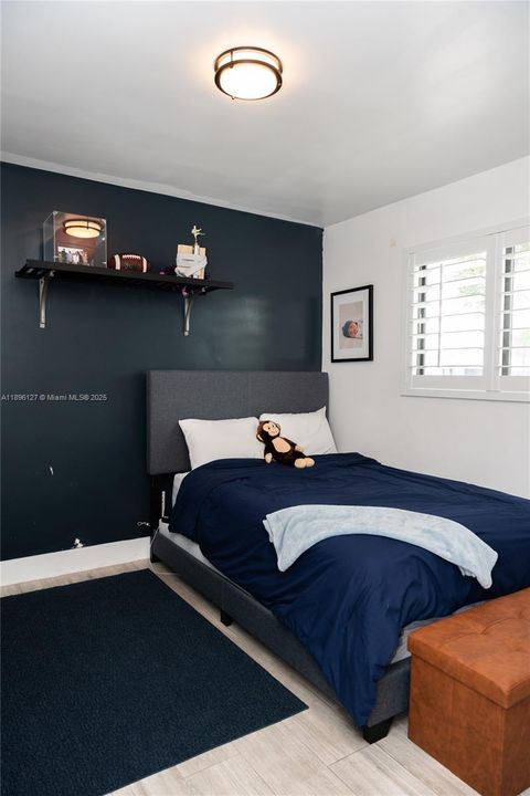 Vendido Recientemente: $770,000 (4 camas, 2 baños, 1646 Pies cuadrados)