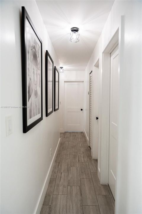 Vendido Recientemente: $770,000 (4 camas, 2 baños, 1646 Pies cuadrados)