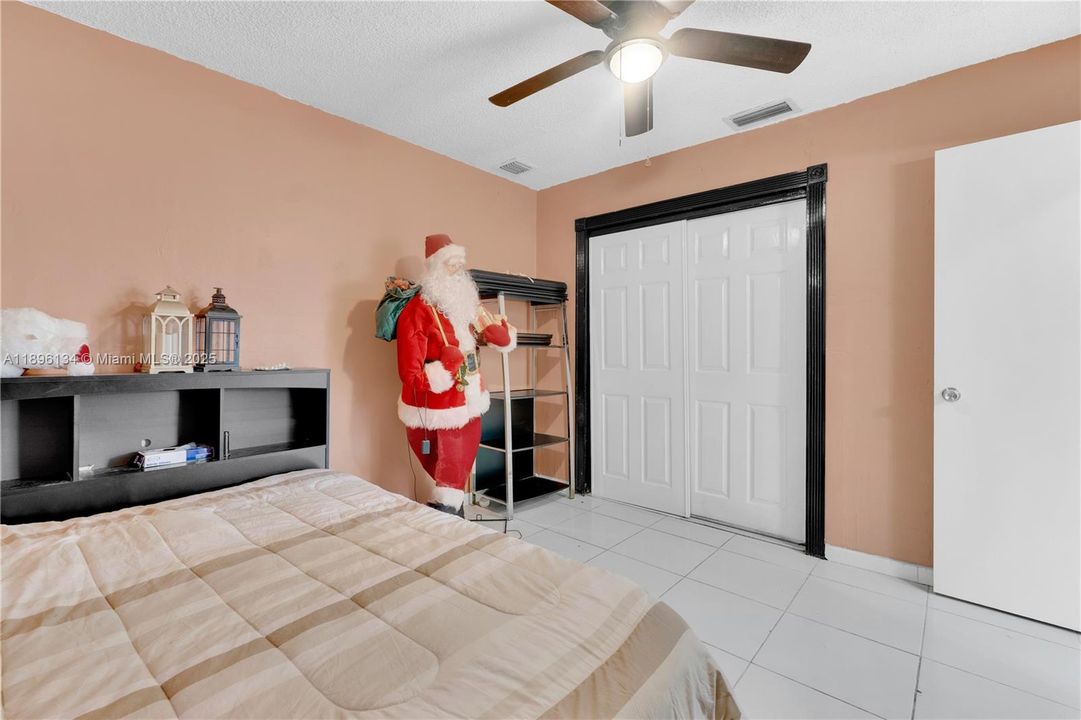 Recently Sold: $829,000 (0 beds, 0 baths, 2126 Square Feet)