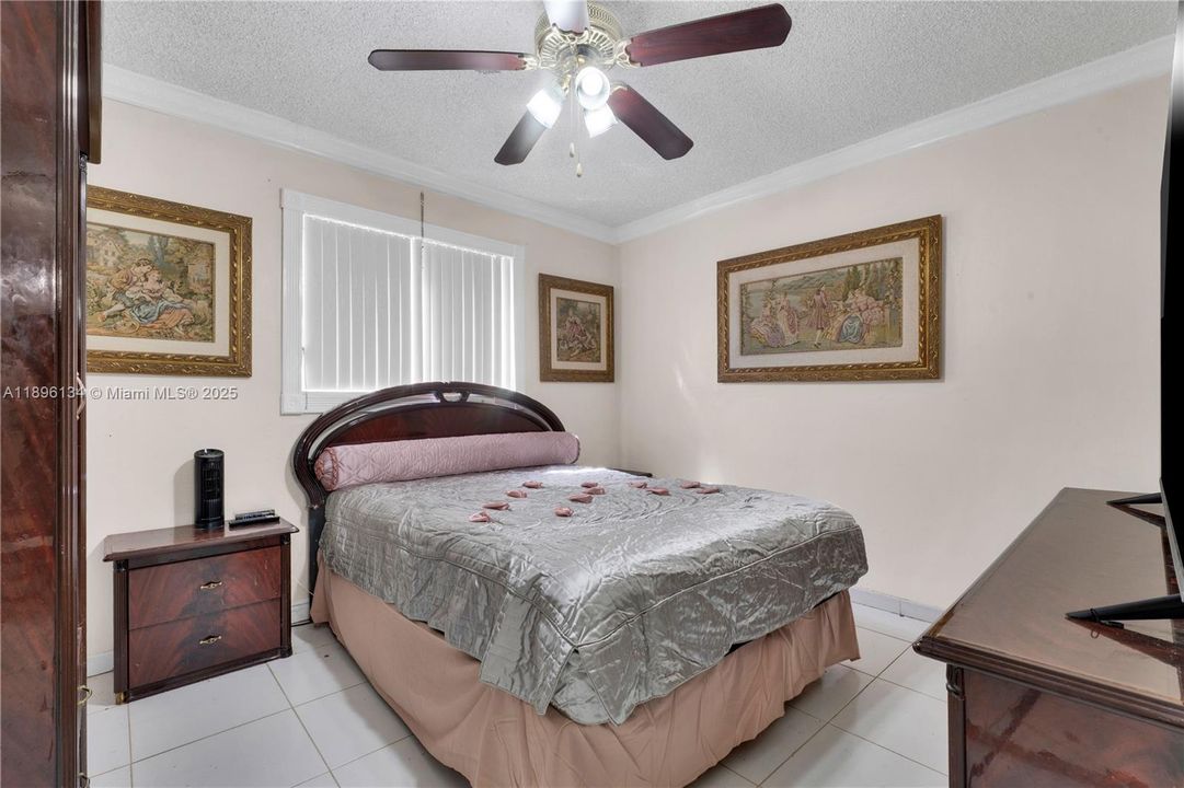 Recently Sold: $829,000 (0 beds, 0 baths, 2126 Square Feet)