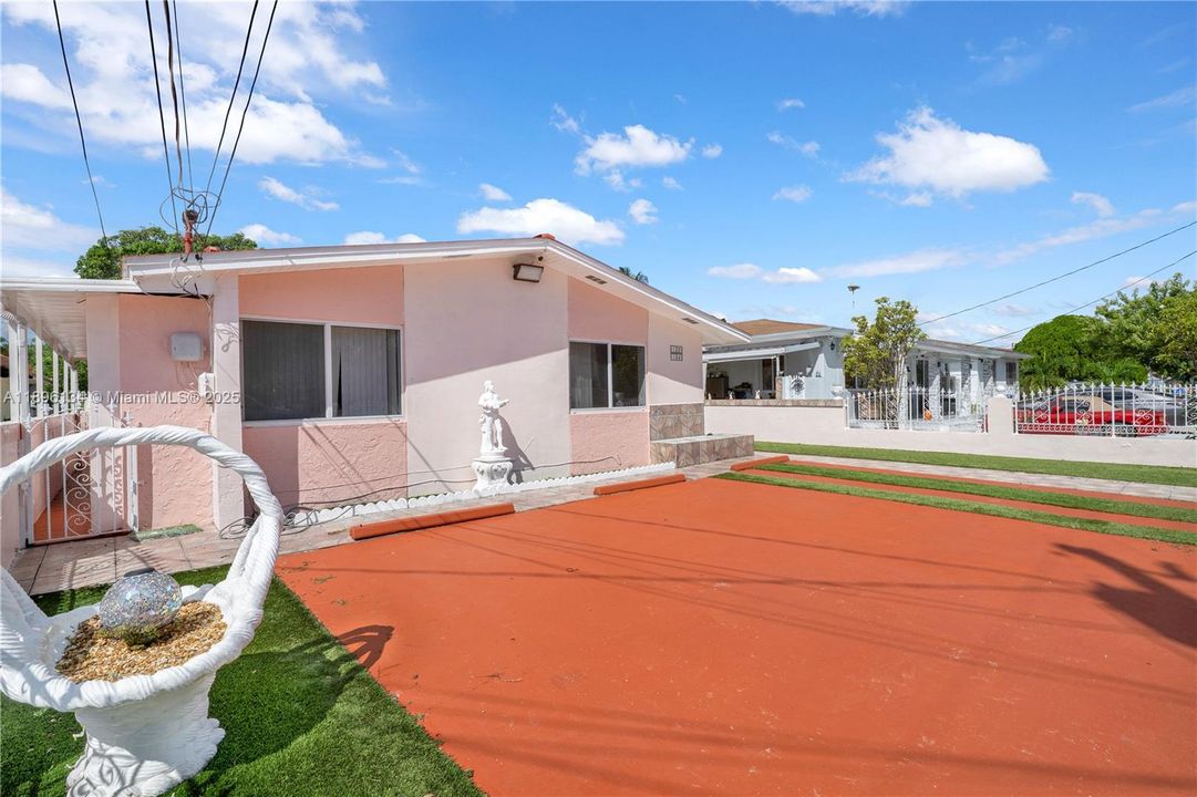 Recently Sold: $829,000 (0 beds, 0 baths, 2126 Square Feet)