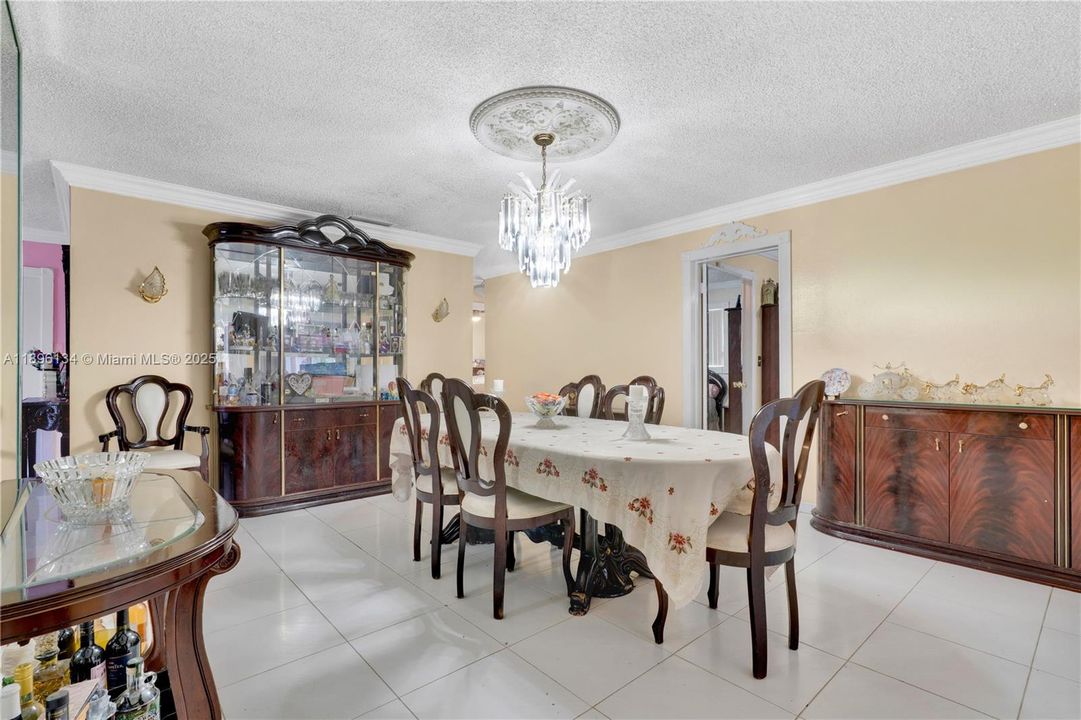 Recently Sold: $829,000 (0 beds, 0 baths, 2126 Square Feet)