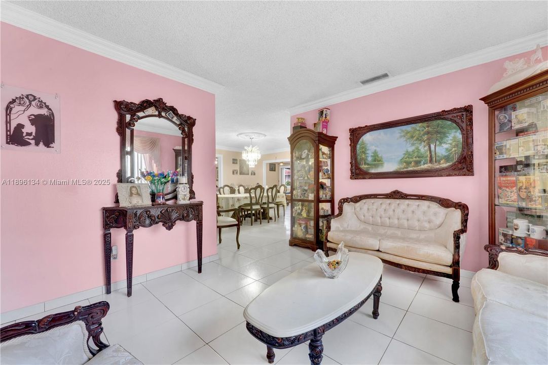 Recently Sold: $829,000 (0 beds, 0 baths, 2126 Square Feet)