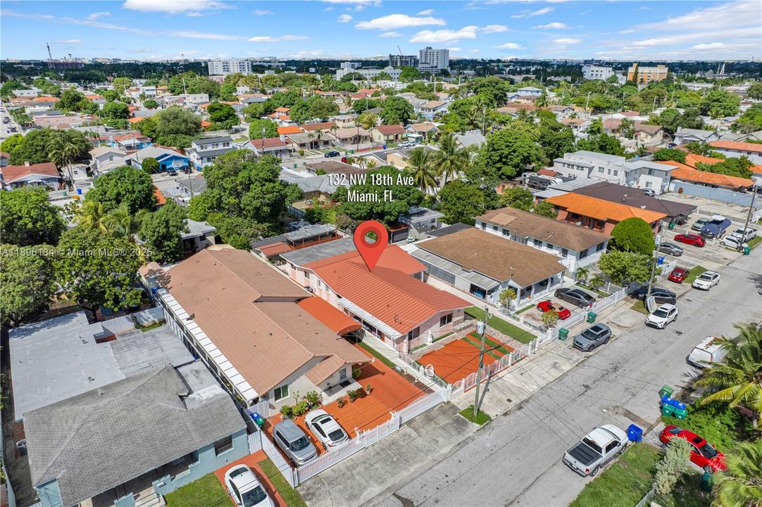 Recently Sold: $829,000 (0 beds, 0 baths, 2126 Square Feet)