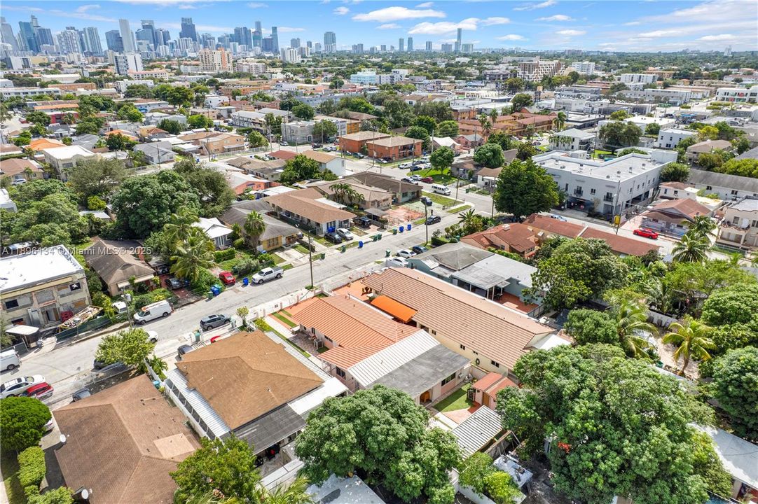 Recently Sold: $829,000 (0 beds, 0 baths, 2126 Square Feet)