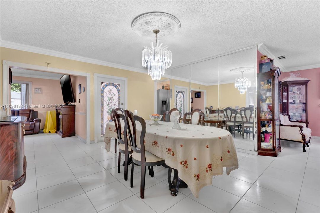 Recently Sold: $829,000 (0 beds, 0 baths, 2126 Square Feet)