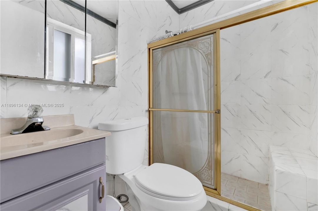 Recently Sold: $829,000 (0 beds, 0 baths, 2126 Square Feet)