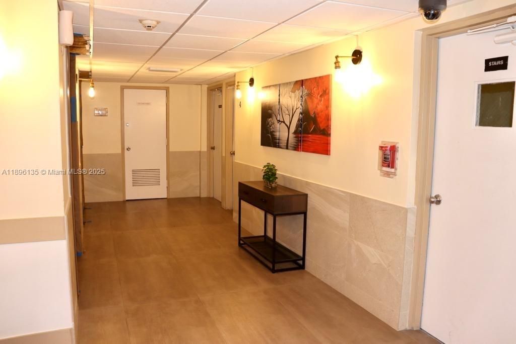 Activo con contrato: $1,550 (1 camas, 1 baños, 783 Pies cuadrados)