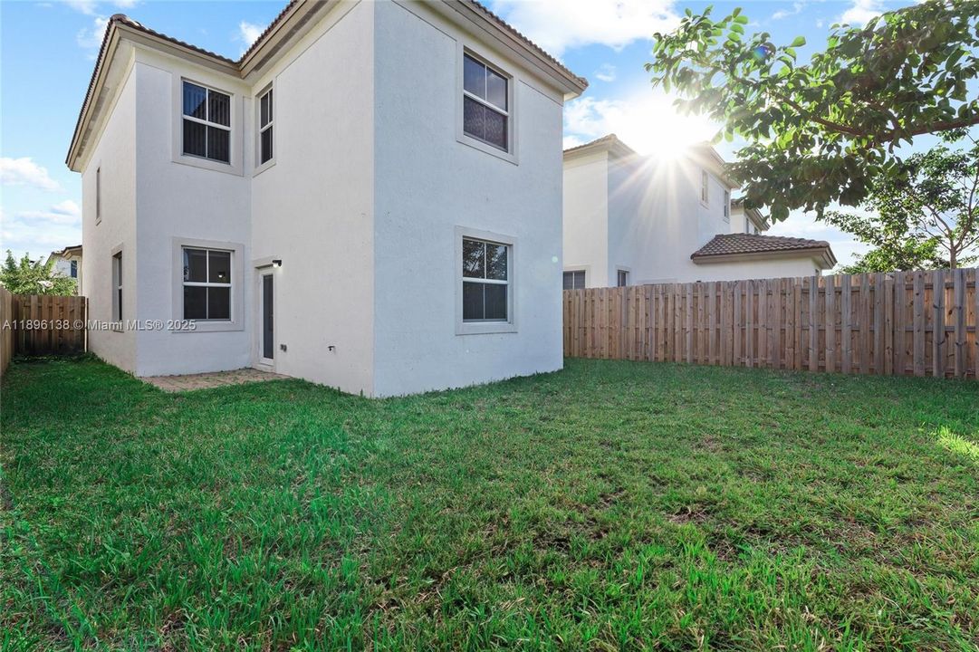 For Sale: $645,000 (3 beds, 2 baths, 1840 Square Feet)