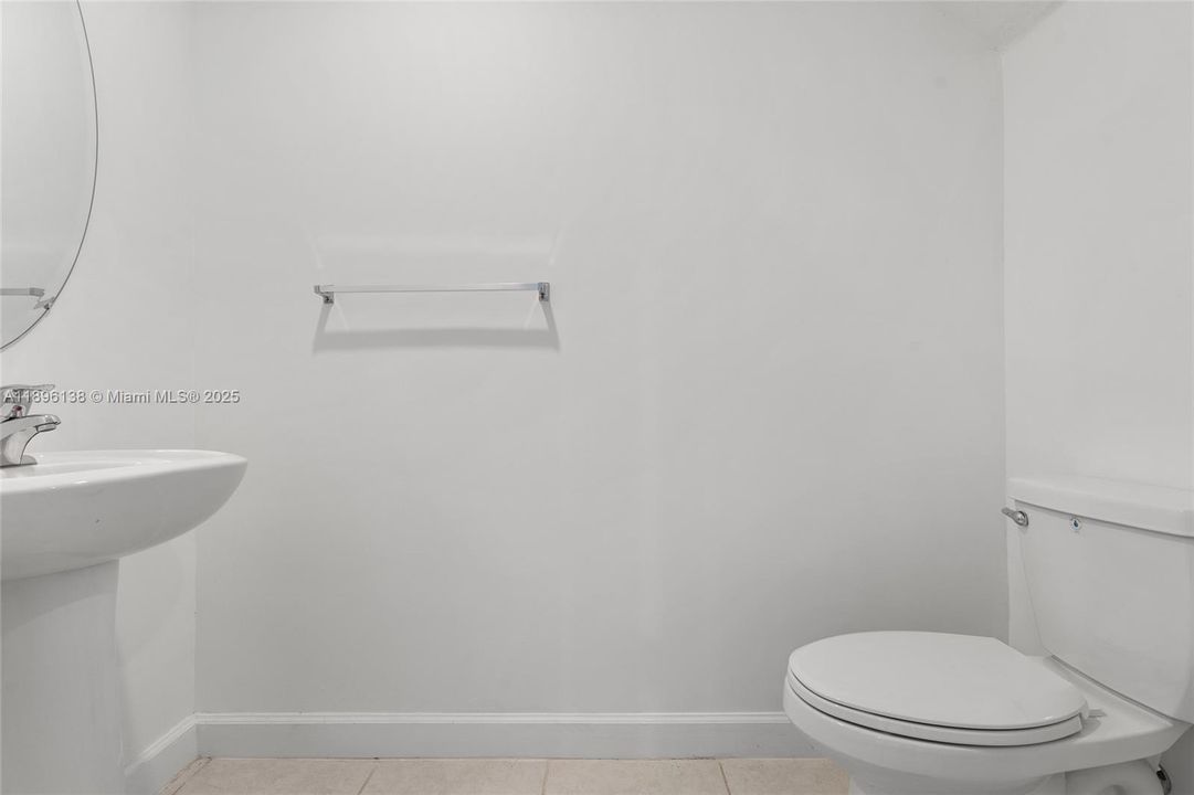 For Sale: $645,000 (3 beds, 2 baths, 1840 Square Feet)