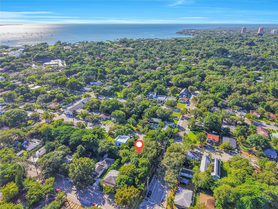 For Sale: $1,195,000 (3 beds, 1 baths, 1120 Square Feet)