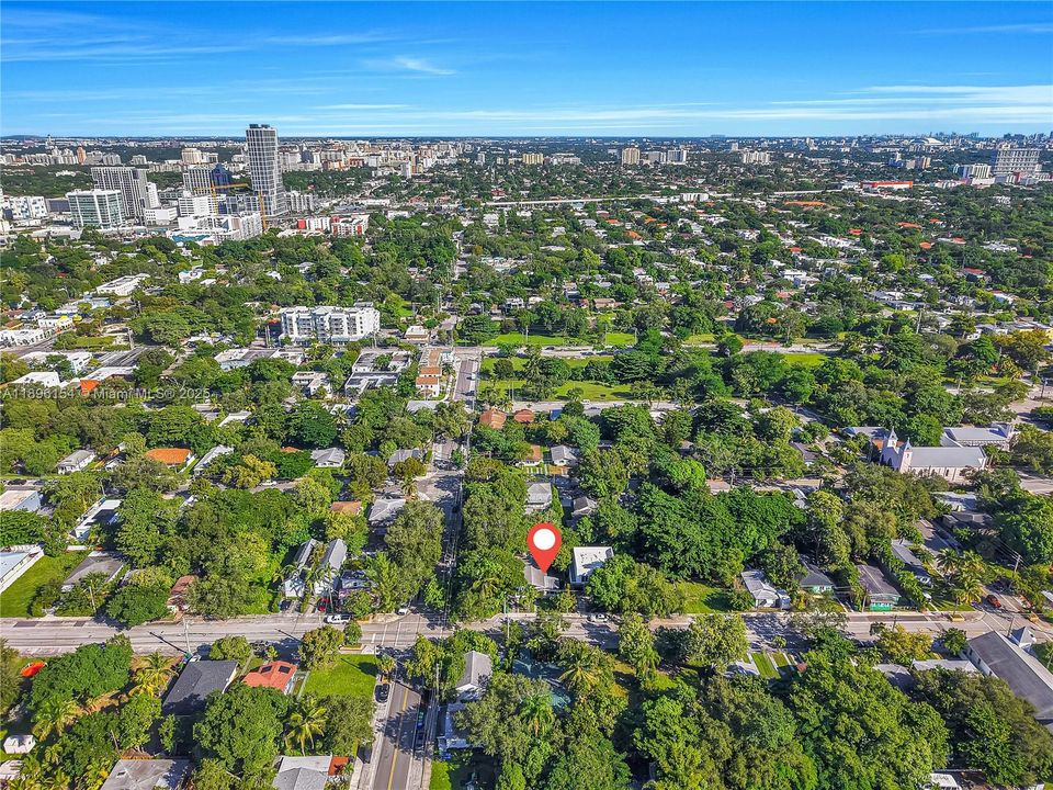 For Sale: $1,195,000 (3 beds, 1 baths, 1120 Square Feet)
