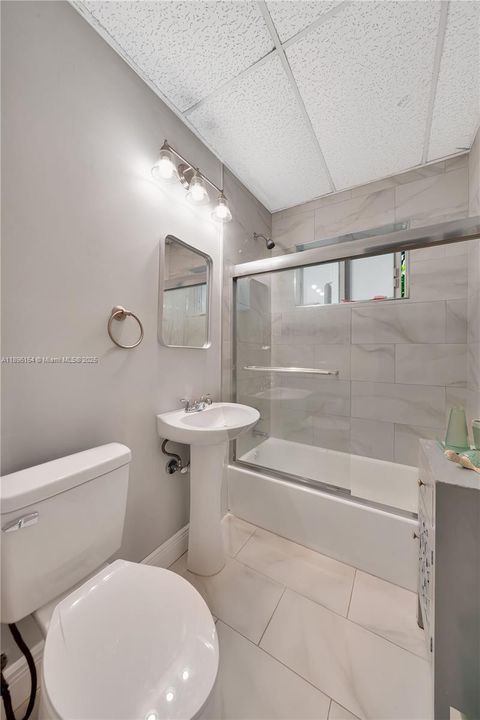 For Sale: $1,195,000 (3 beds, 1 baths, 1120 Square Feet)