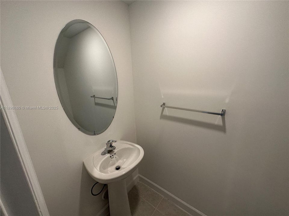 待售: $665,000 (3 贝兹, 2 浴室, 1840 平方英尺)