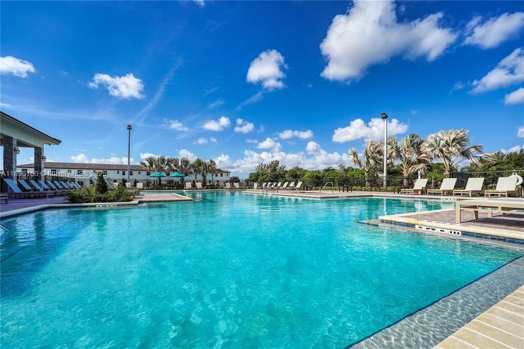 待售: $665,000 (3 贝兹, 2 浴室, 1840 平方英尺)