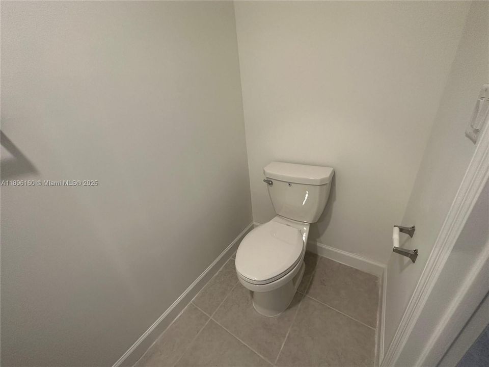 待售: $665,000 (3 贝兹, 2 浴室, 1840 平方英尺)