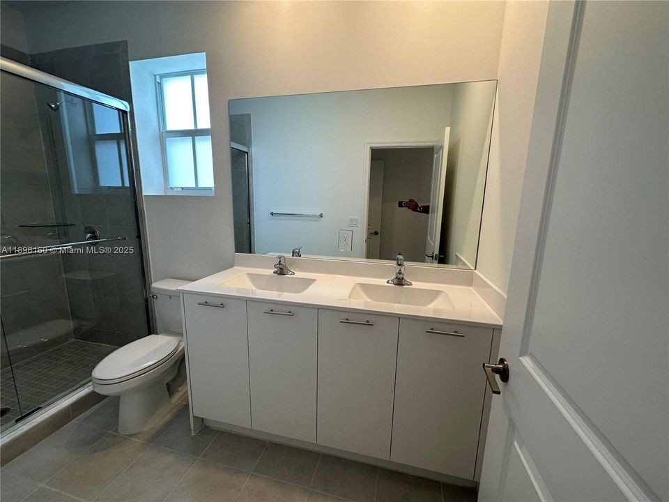 待售: $665,000 (3 贝兹, 2 浴室, 1840 平方英尺)