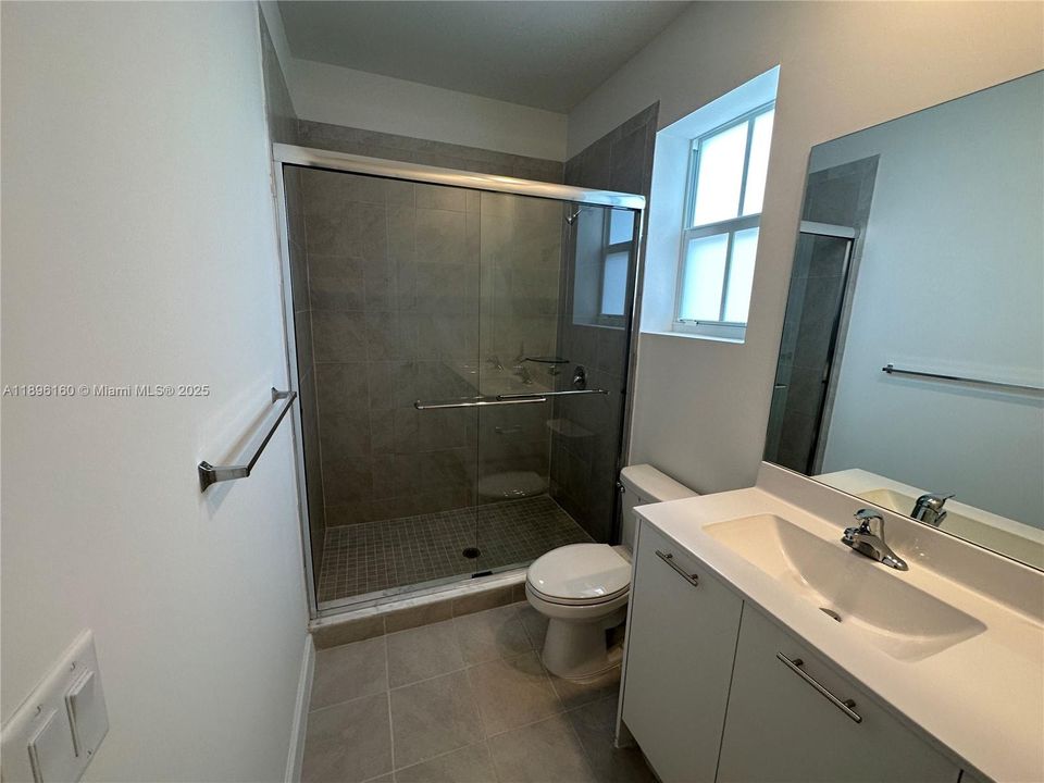 待售: $665,000 (3 贝兹, 2 浴室, 1840 平方英尺)