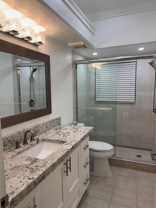 Active With Contract: $2,900 (3 beds, 2 baths, 1579 Square Feet)