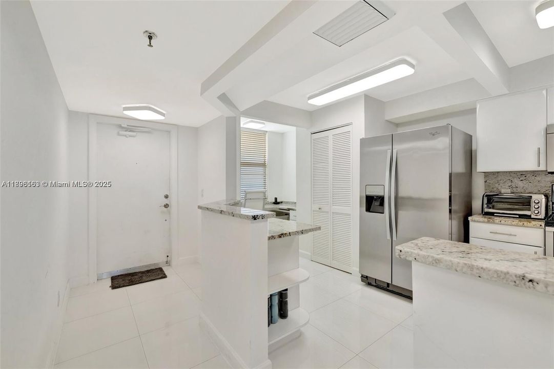 出租: $5,500 (2 贝兹, 2 浴室, 1346 平方英尺)